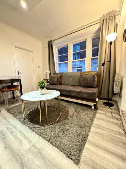 Centrally-Located Gem In Marble Arch, Лондон Экстерьер фото